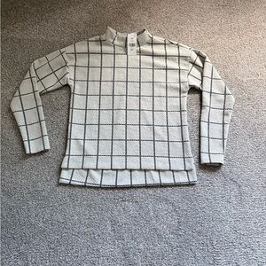 Suzy Shier Gray and Black Grid Turtleneck Sweater